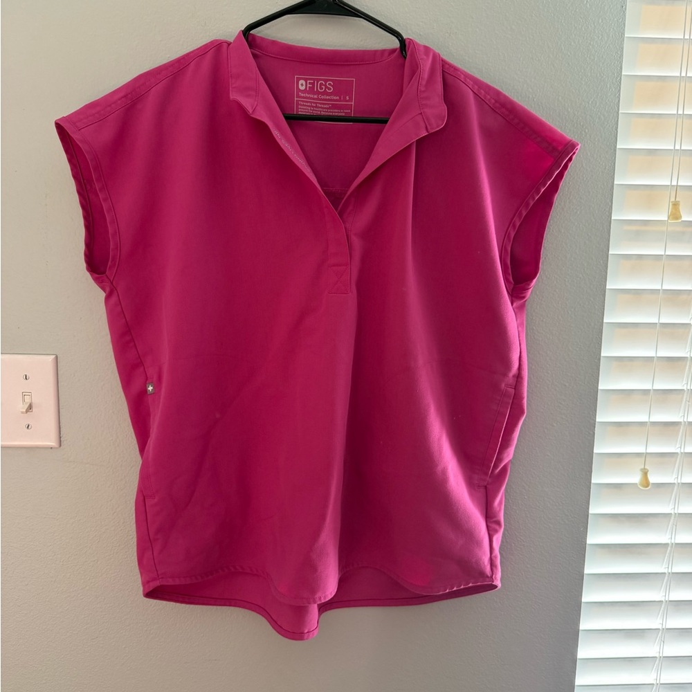 FIGS Women's Hot Pink Cap Sleeve Medical Tunic